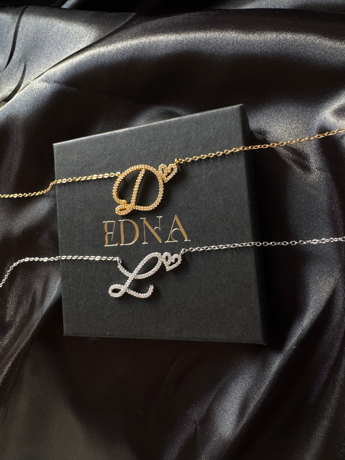 SAM NECKLACE
